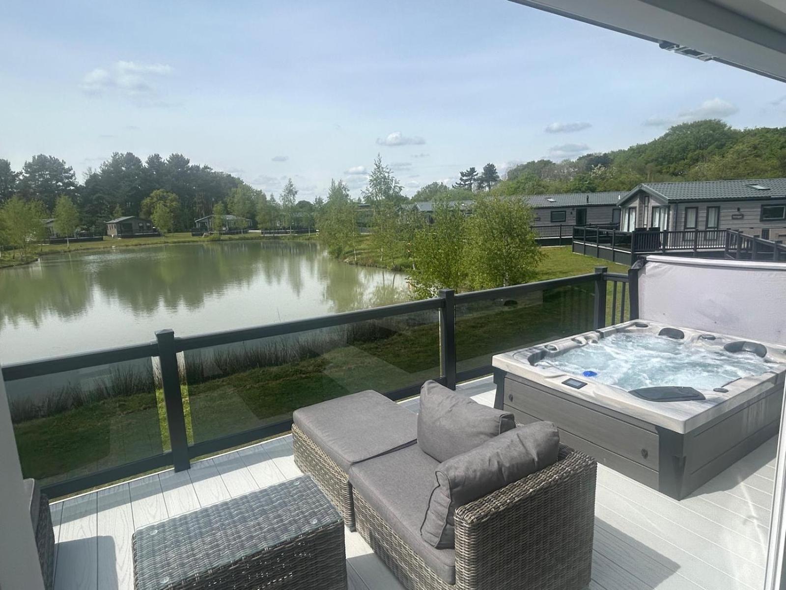 Hotchkin Lodge Woodhall Spa Dış mekan fotoğraf