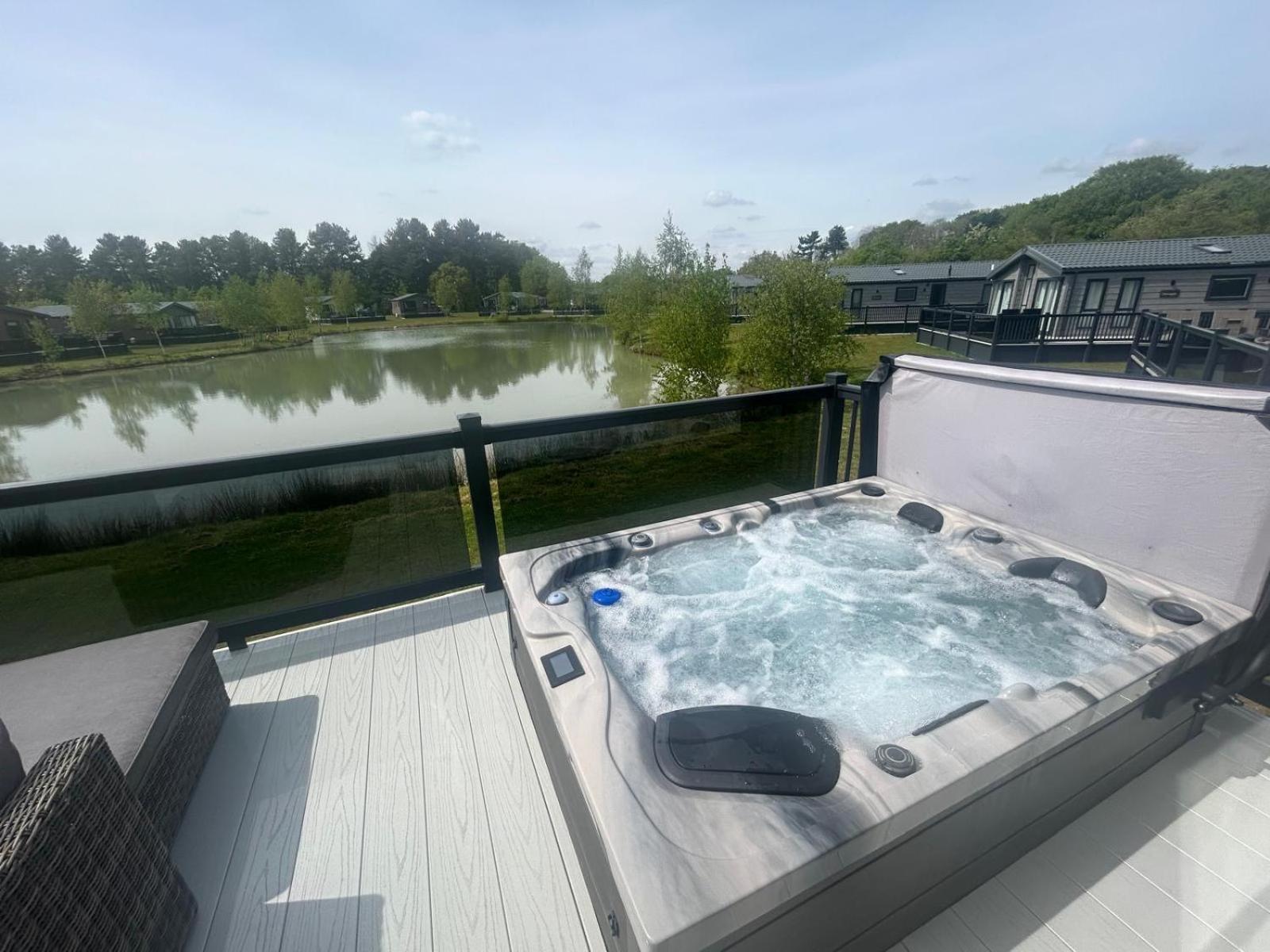 Hotchkin Lodge Woodhall Spa Dış mekan fotoğraf