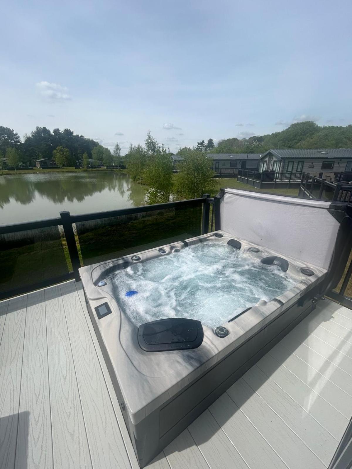 Hotchkin Lodge Woodhall Spa Dış mekan fotoğraf